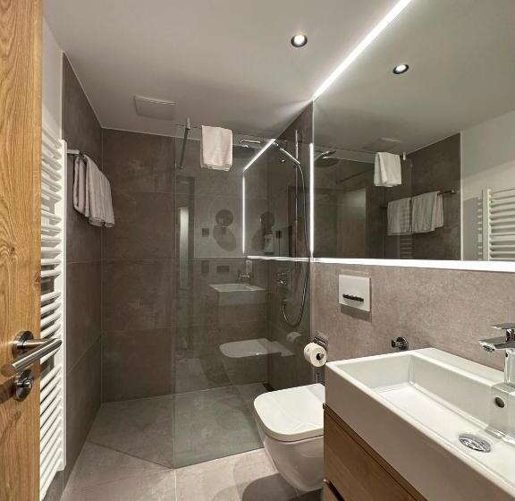 هتل B5 Apartments