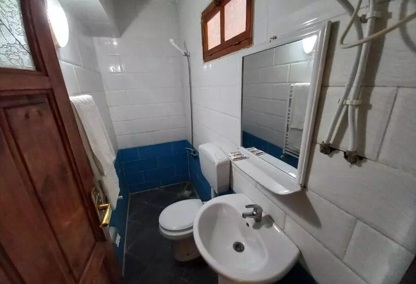 هتل Caravanserail
