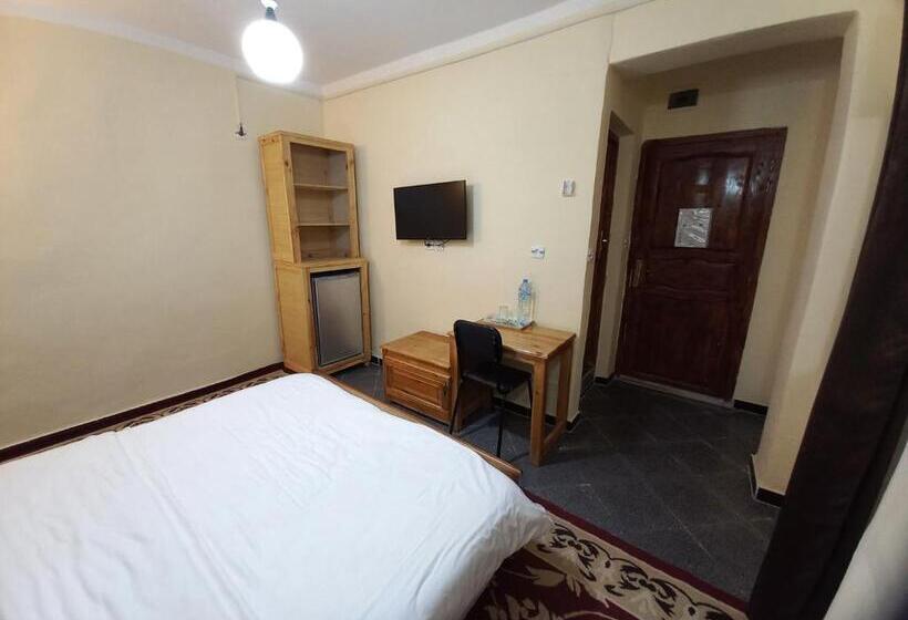 هتل Caravanserail