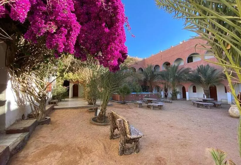 هتل Caravanserail