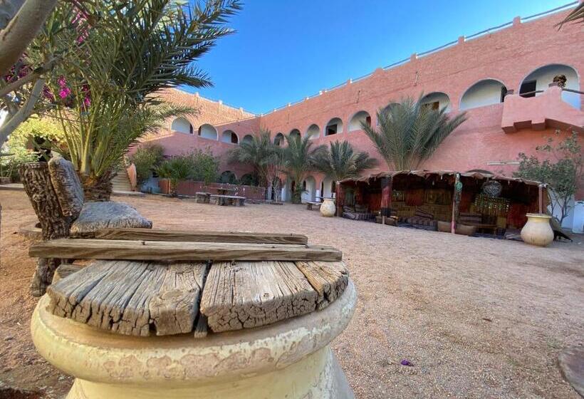 هتل Caravanserail