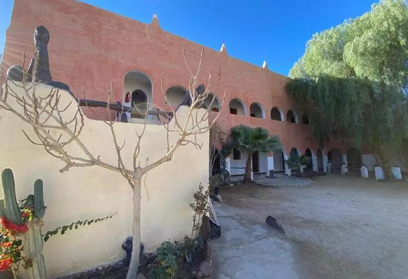 هتل Caravanserail