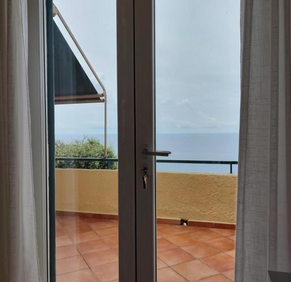 פנסיון Camera Vista Mare Ad Acciaroli Località Mezzatorre