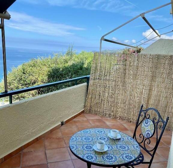 פנסיון Camera Vista Mare Ad Acciaroli Località Mezzatorre