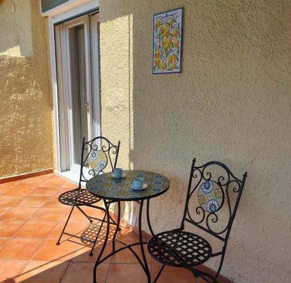 פנסיון Camera Vista Mare Ad Acciaroli Località Mezzatorre