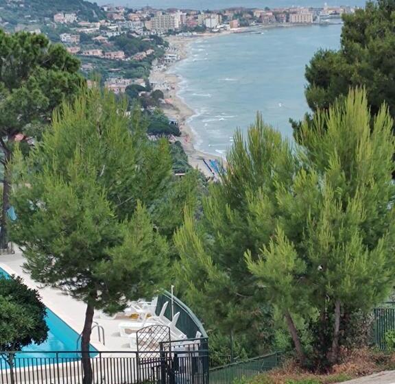 פנסיון Camera Vista Mare Ad Acciaroli Località Mezzatorre