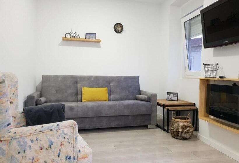 Пансион Henriqueta Maia Suites  Suite