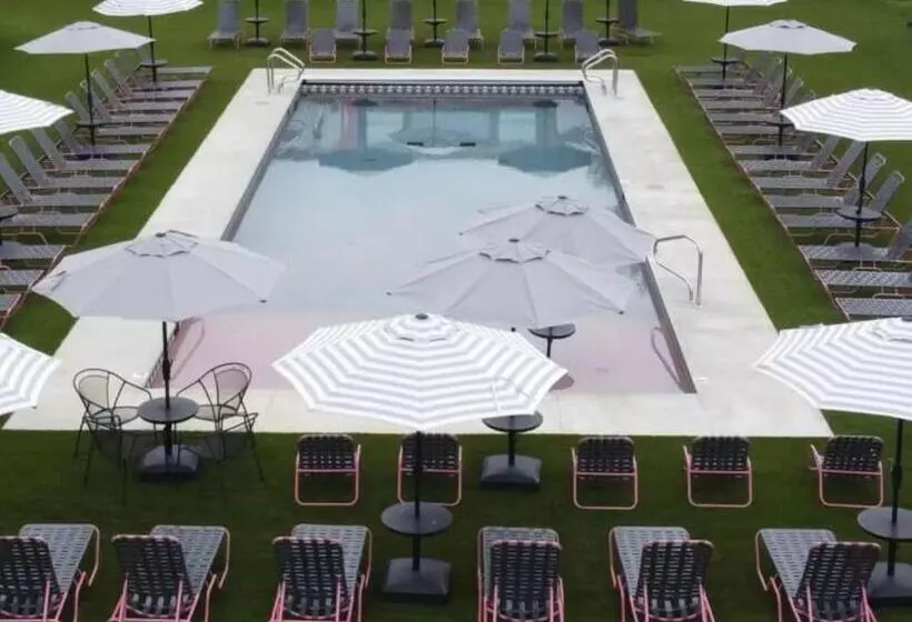 Lomakeskus Daydreamer Domes