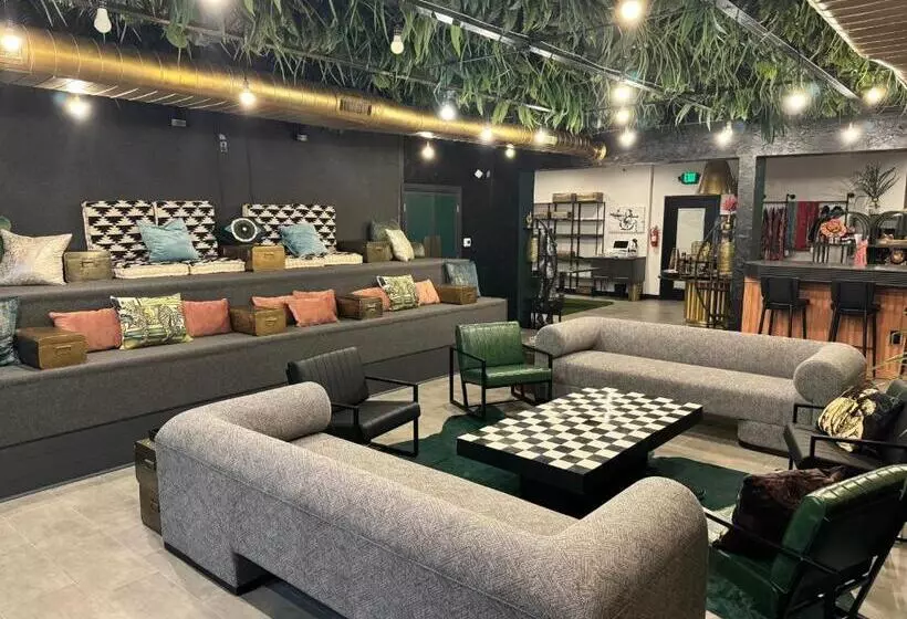 Lomakeskus Daydreamer Domes