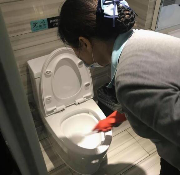 Xana Hotelle Ankang High Tech High School