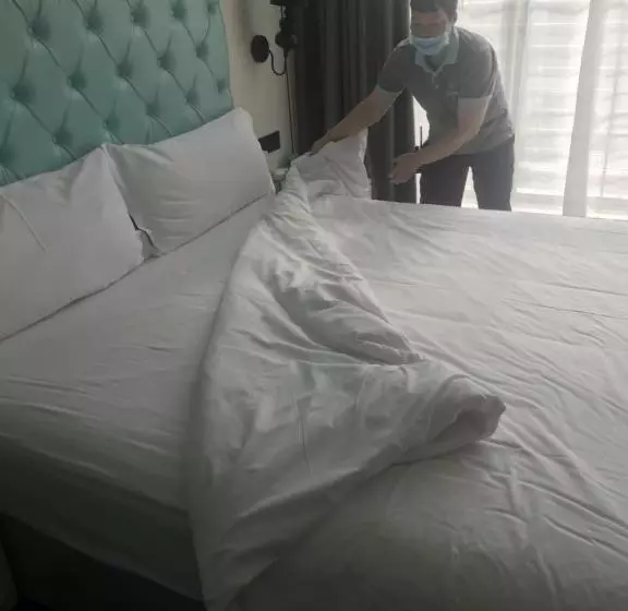 Xana Hotelle Ankang High Tech High School