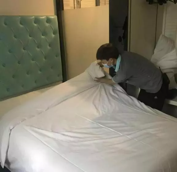 Xana Hotelle Ankang High Tech High School