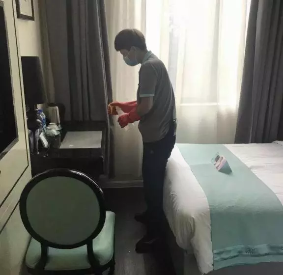 Xana Hotelle Ankang High Tech High School