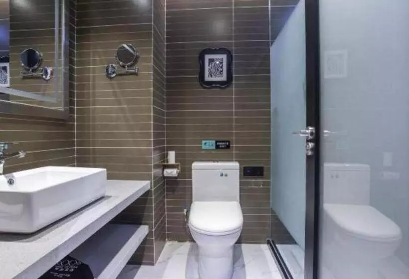 Xana Hotelle Shihezi Junken Museum Branch