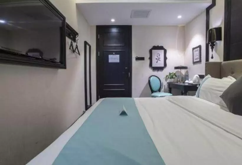 Xana Hotelle Shihezi Junken Museum Branch