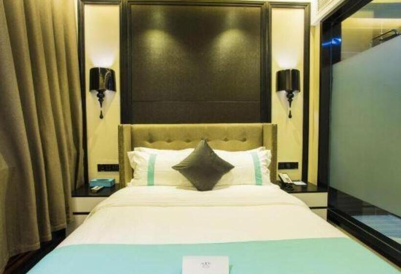 Xana Hotelle Shihezi Junken Museum Branch