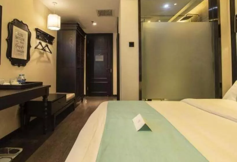 Xana Hotelle Shihezi Junken Museum Branch