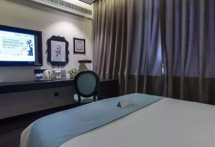 Xana Hotelle Shihezi Junken Museum Branch