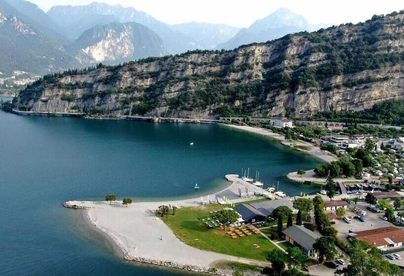 Отель Bike Garnì Villa Maria Torbole