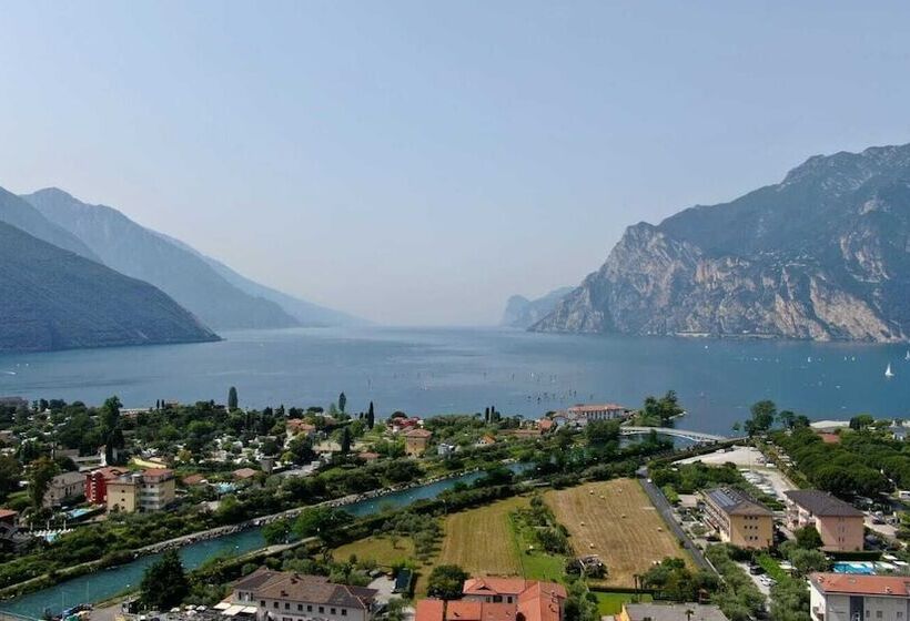 Отель Bike Garnì Villa Maria Torbole