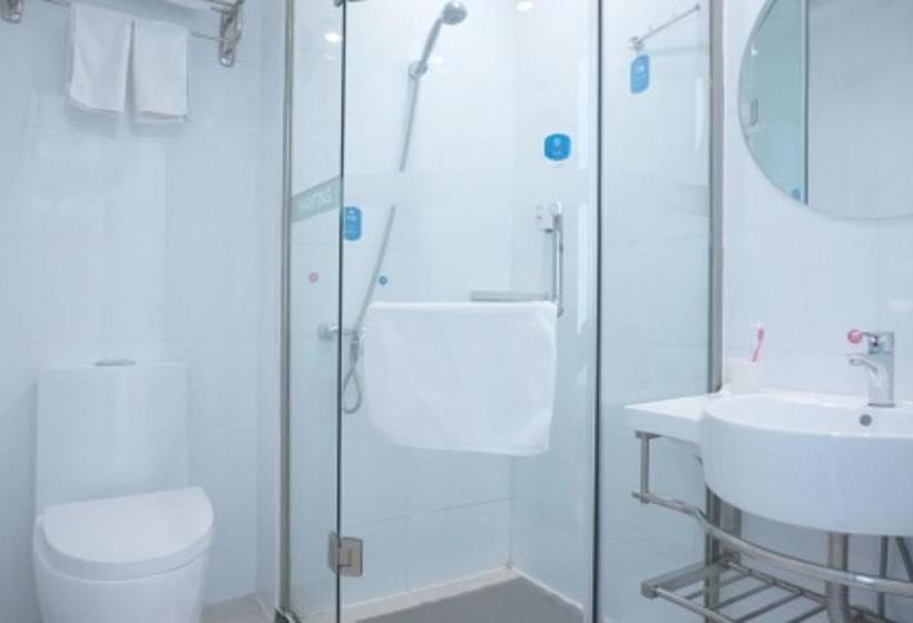 Otel Hanting Express Chifeng Railway Station