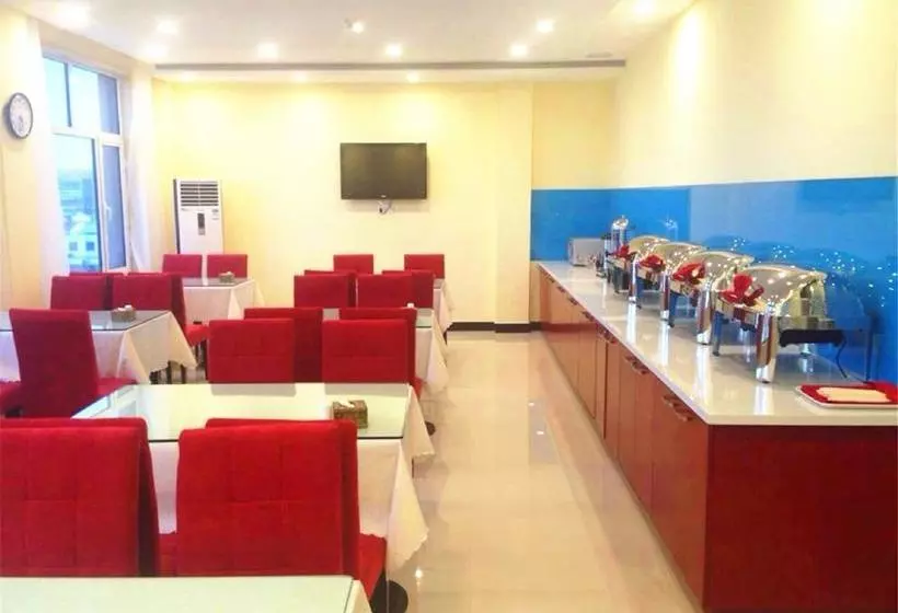 Hotelli Hanting Express Chifeng Railway Station
