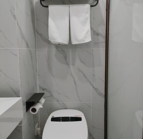 Shanghai Ange Hotel Next To Longyang Road Subway Station, Near New Internatonal Expo Center