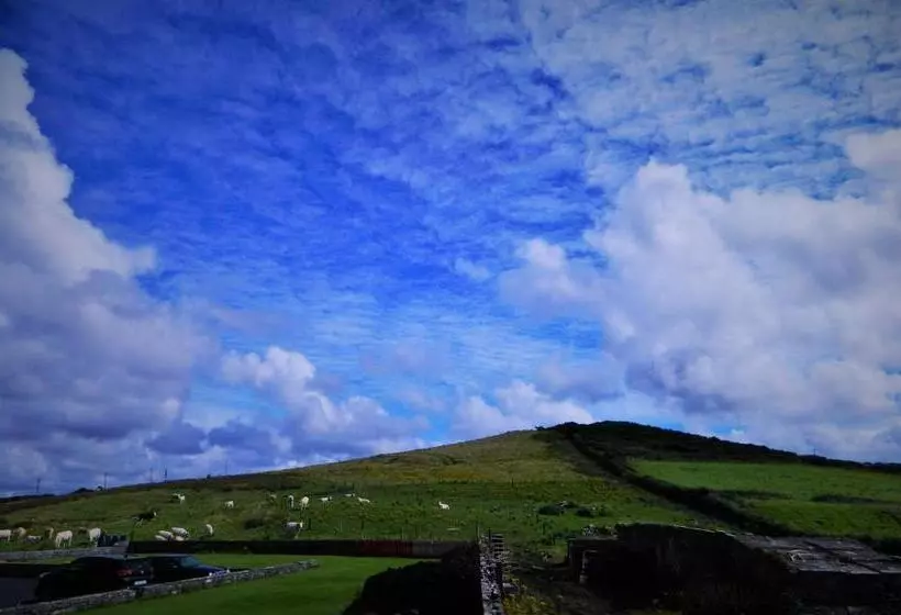 Ostello Doolin House