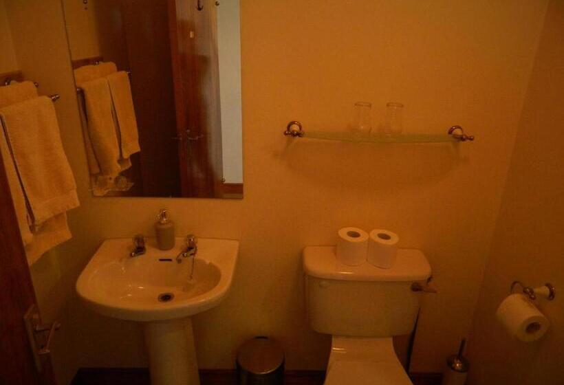 Vandrarhem Doolin House