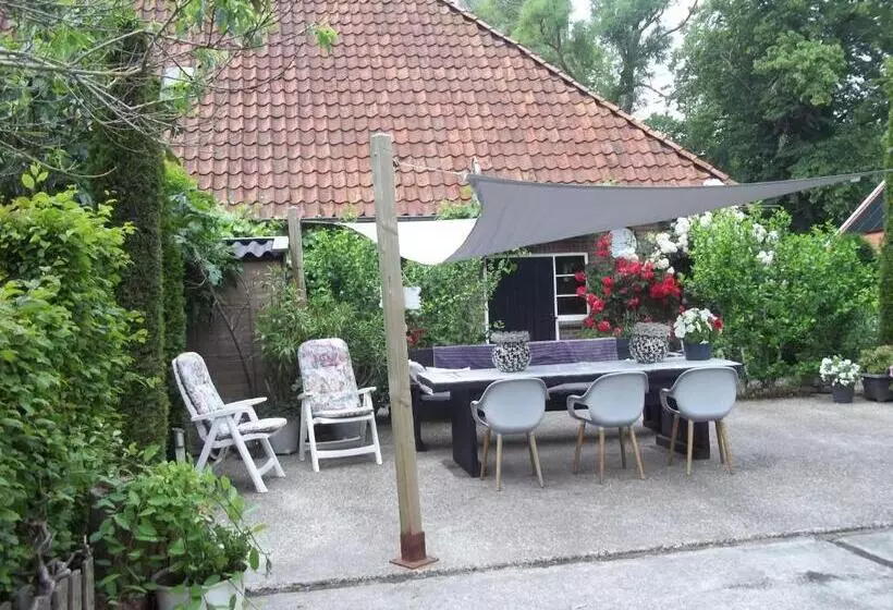 Aamiaismajoitus (B&B) T Griene Hemeltsje