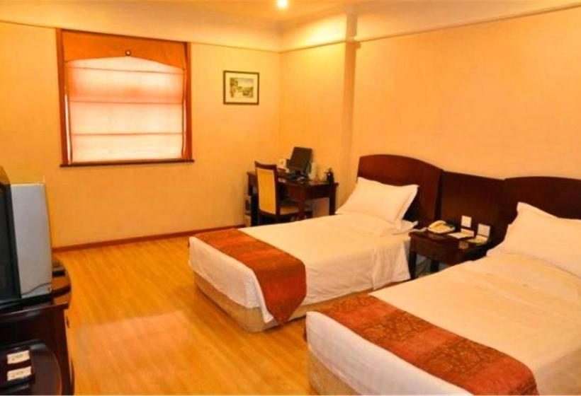 הוסטל Qingdao Lilac