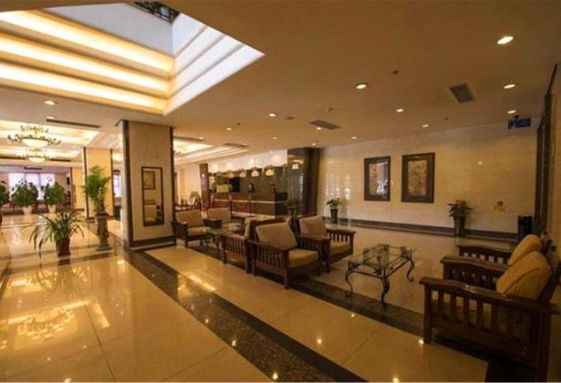 הוסטל Qingdao Lilac