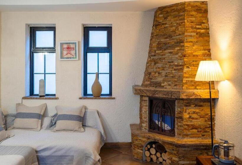 בית מלון כפרי Dali Garden