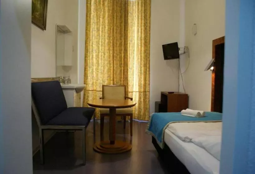 Otel Garni Aaberna