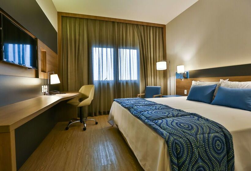 Отель Hilton Garden Inn Santo Andre