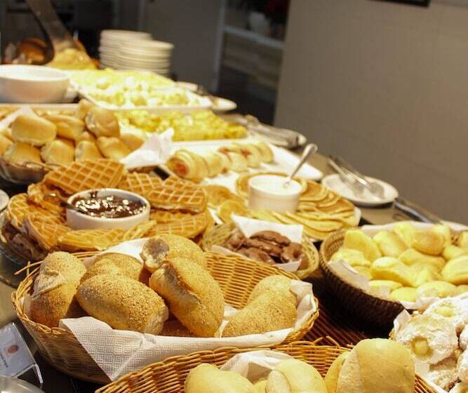 Отель Hilton Garden Inn Santo Andre