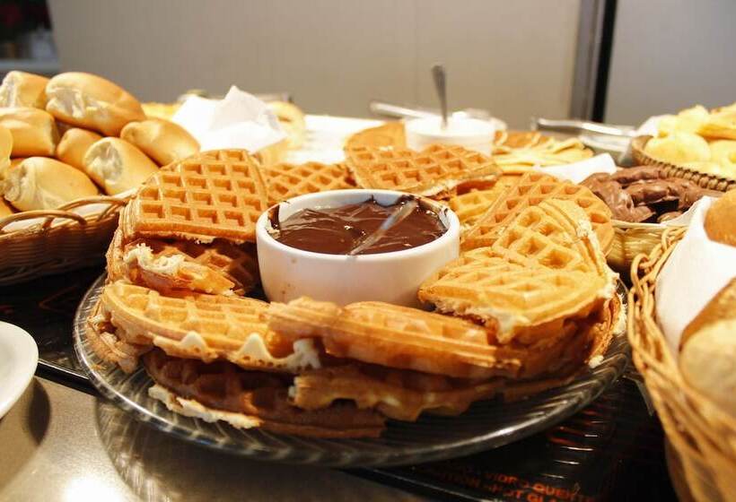 Отель Hilton Garden Inn Santo Andre