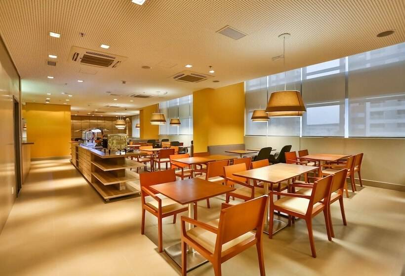 Отель Hilton Garden Inn Santo Andre