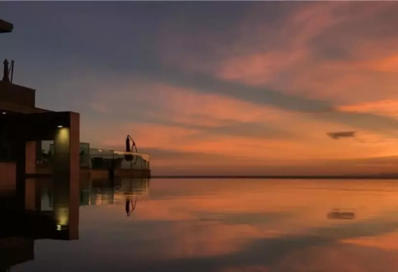 هتل Relais & Chateaux·the Dreamland Resort