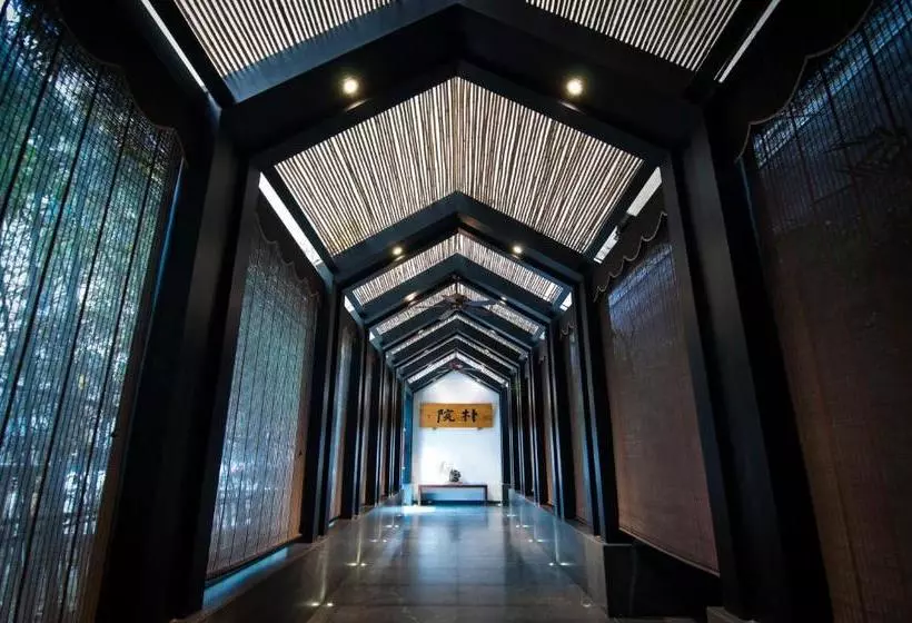 The Hotel Zen Urban Resort