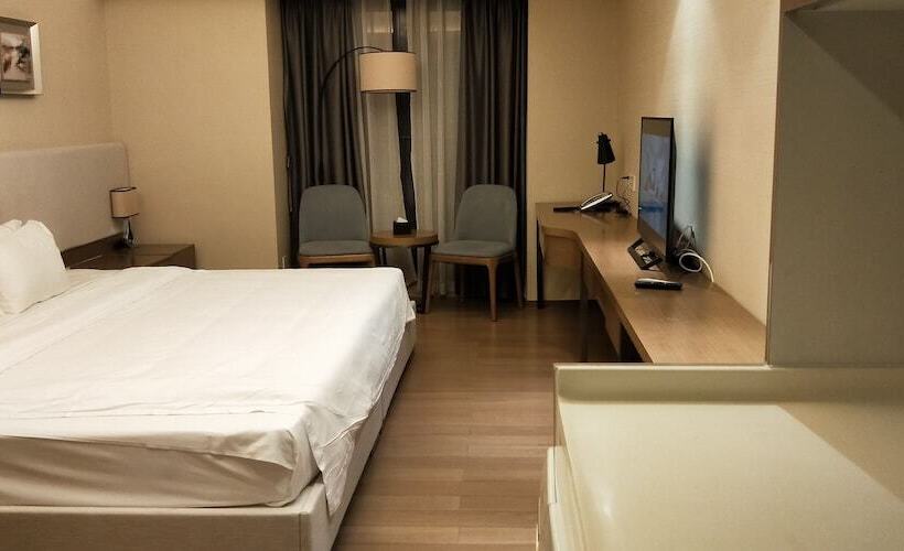 فندق Yuwa Serviced Residence