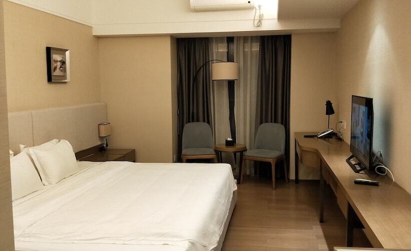 فندق Yuwa Serviced Residence