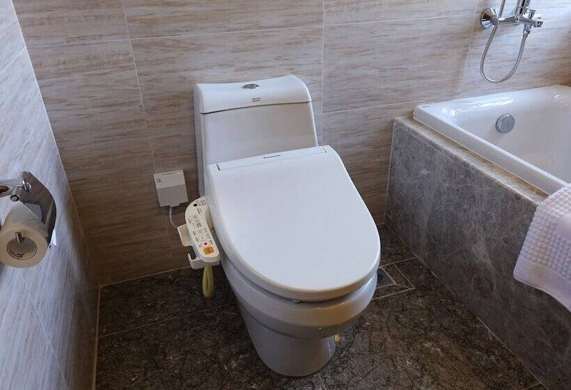 فندق Yuwa Serviced Residence