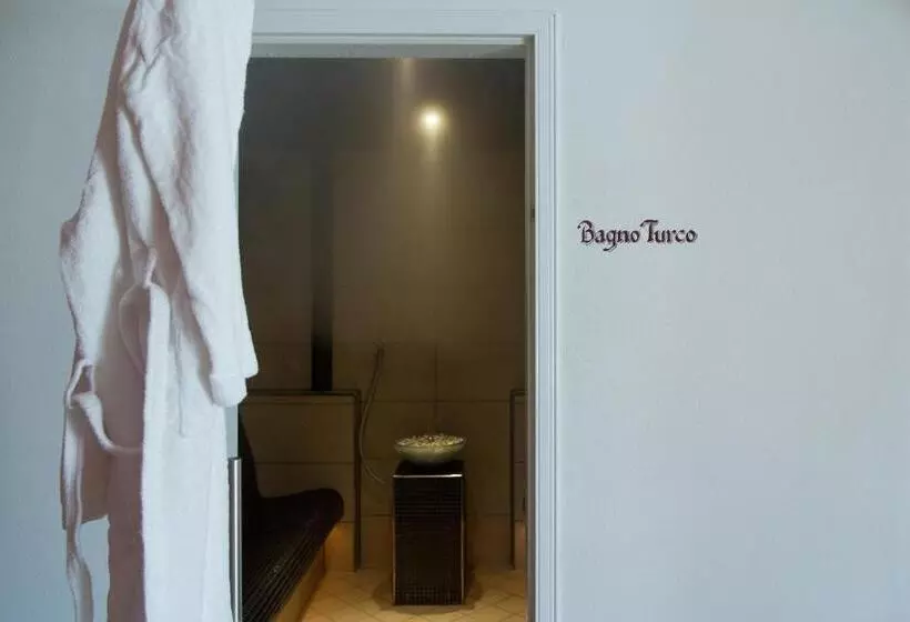 هتل Gran Mugon