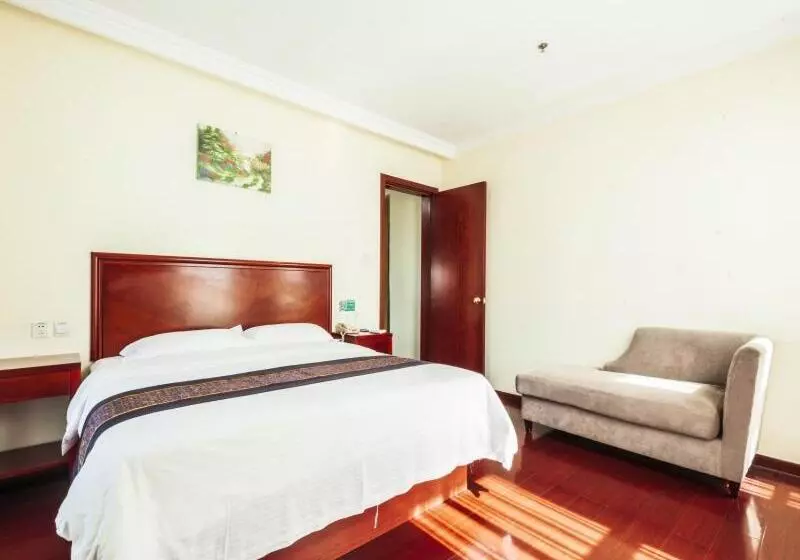 ホテル Greentree Inn Hebei Chengde Railway Station Southeast Chengde Century City Business