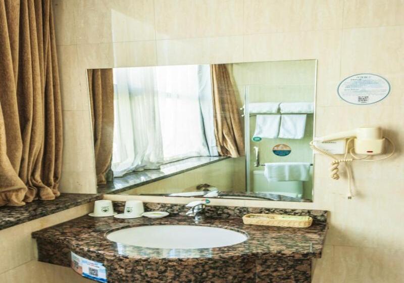 فندق Greentree Inn Hebei Chengde Railway Station Southeast Chengde Century City Business