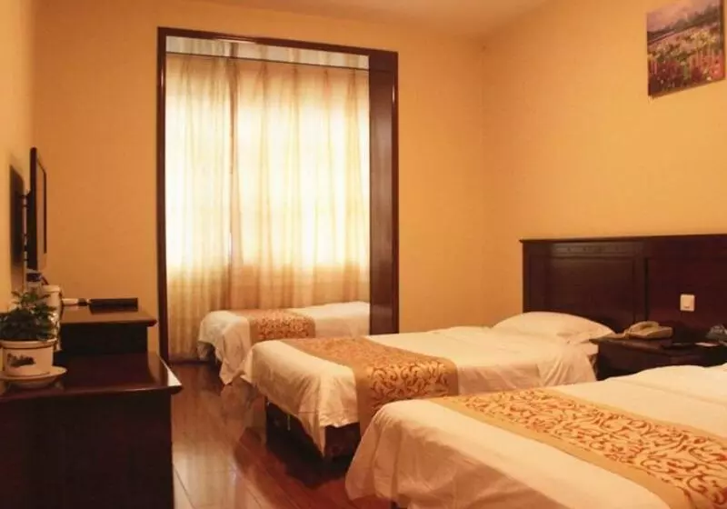 ホテル Greentree Inn Shanxi Jinzhong Jiexiu Railway Station Express