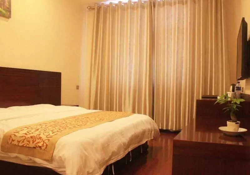 ホテル Greentree Inn Shanxi Jinzhong Jiexiu Railway Station Express