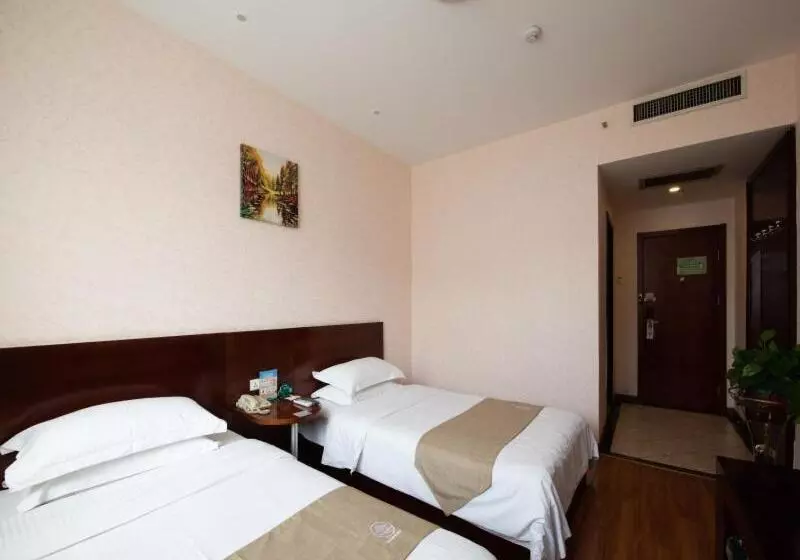 ホテル Greentree Inn Shanxi Jinzhong Jiexiu Railway Station Express