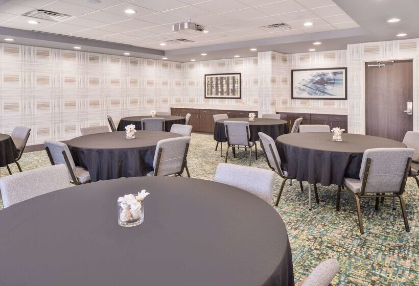 בית מלון כפרי Hampton Inn Emporia